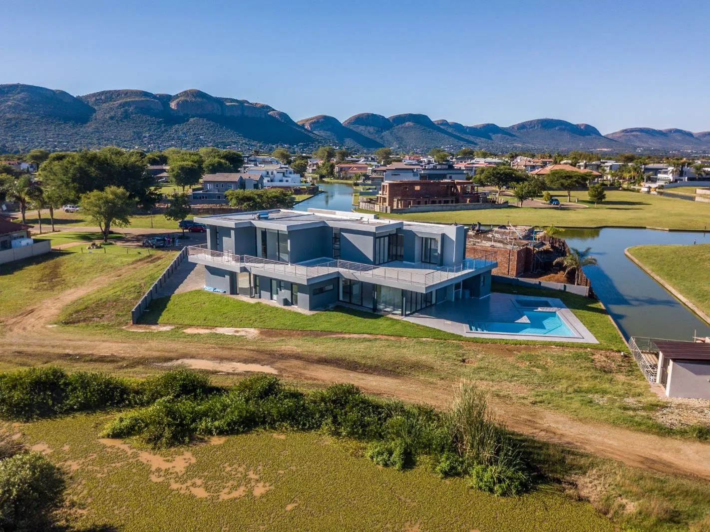 Property to rent in The Islands Estate