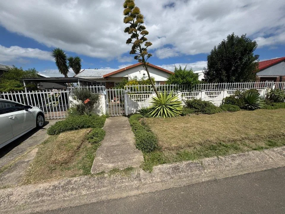 4 Bedroom House for sale in Bisho Gardens