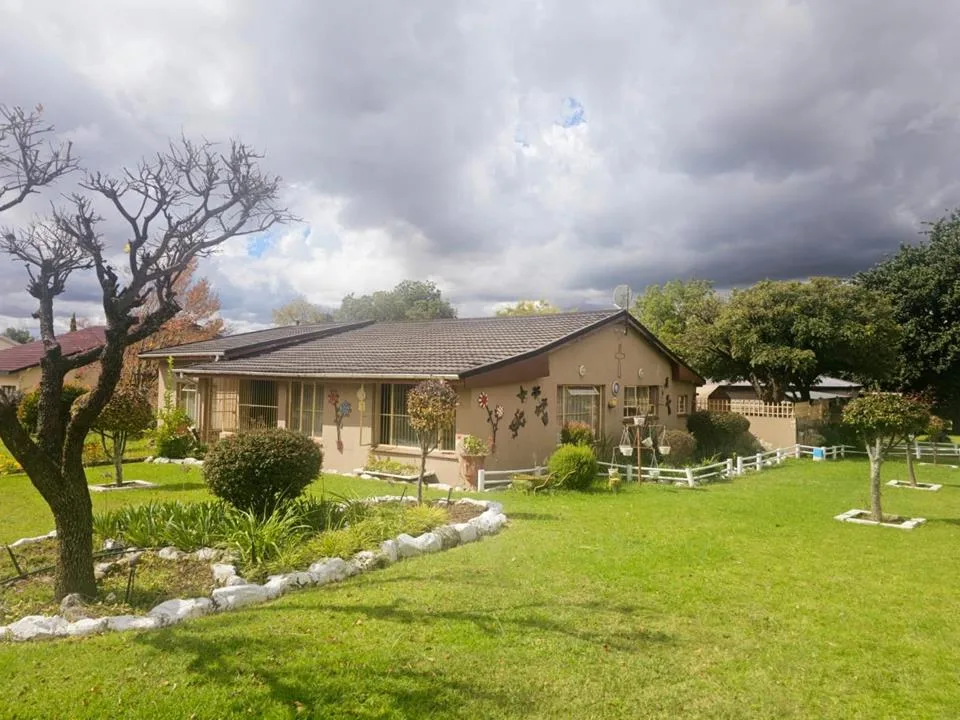 3 Bedroom House for sale in Ladybrand