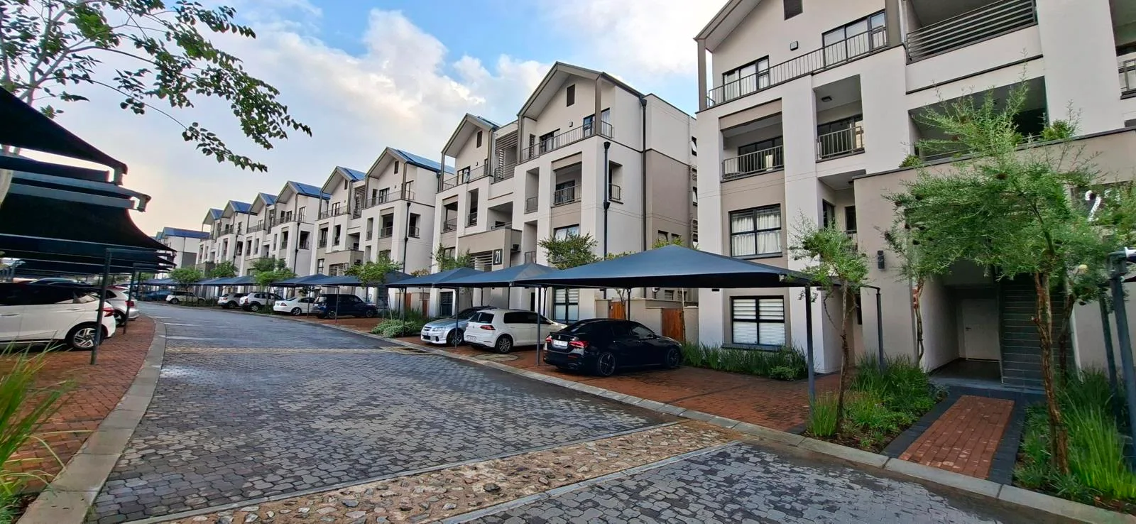 Property for sale in Waterfall
