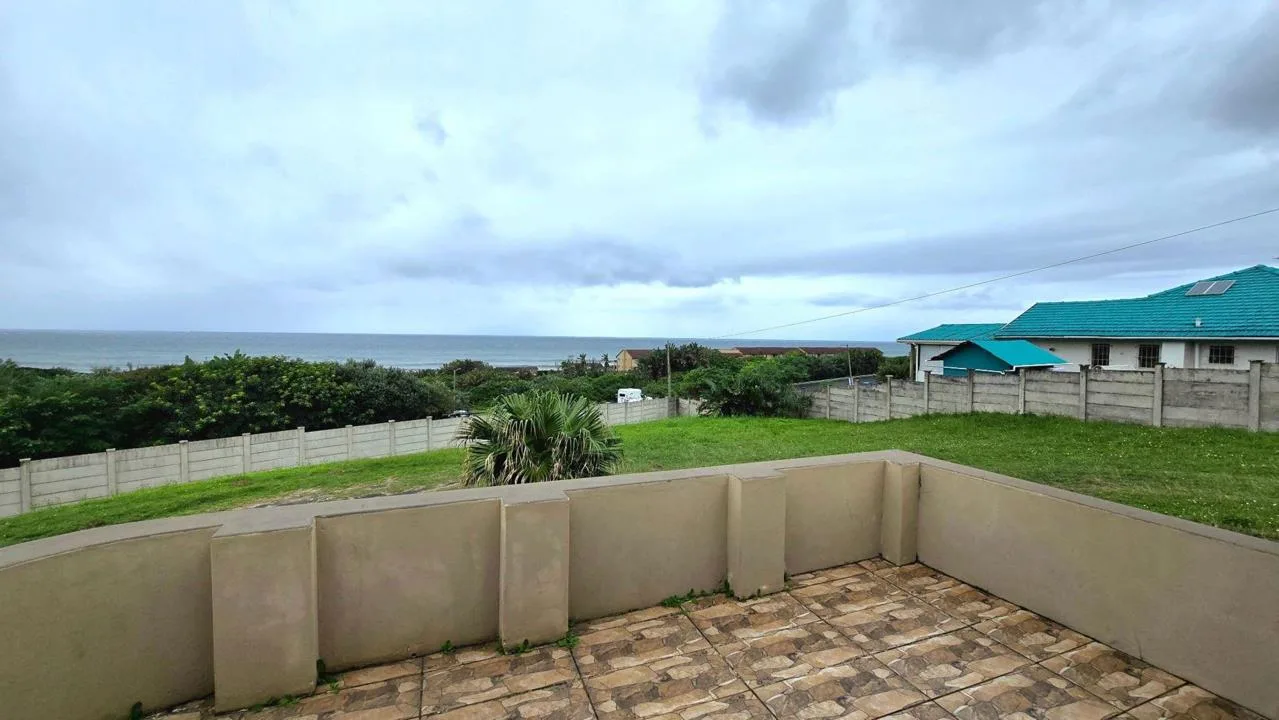 4 Bedroom House for sale in Shelly Beach