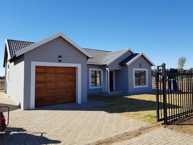 3 Bedroom House for sale in Arcata Estate