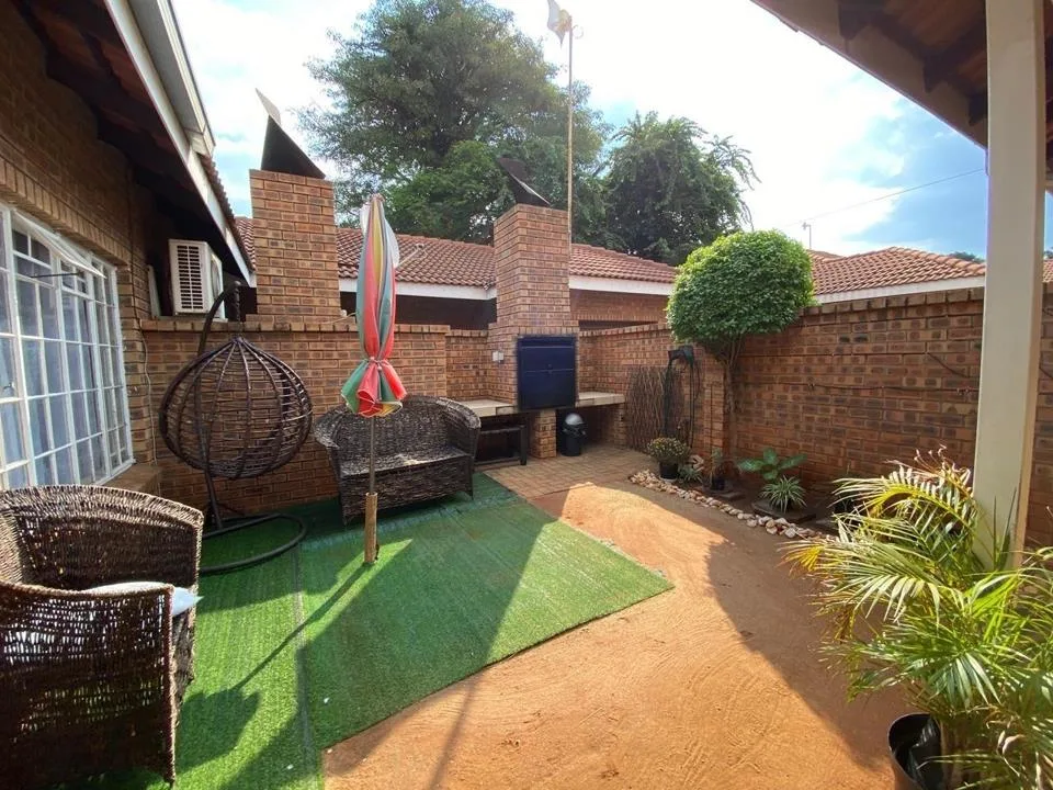 2 Bedroom Townhouse for sale in Mokopane Central