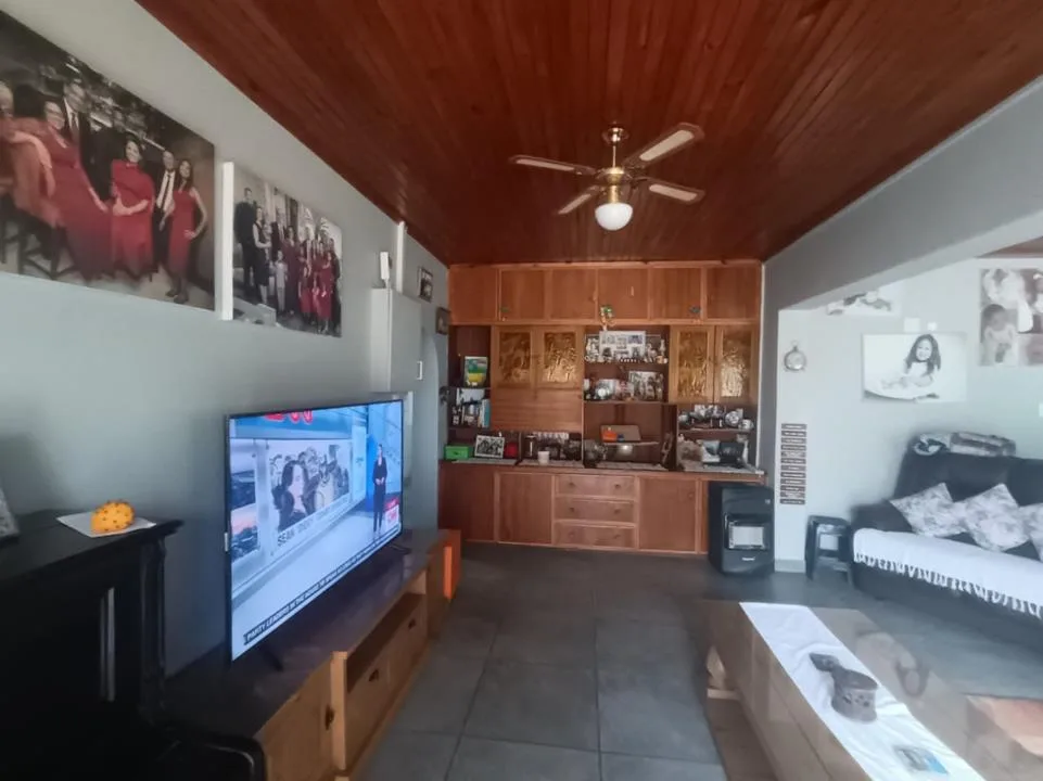 4 Bedroom House for sale in Hadison Park