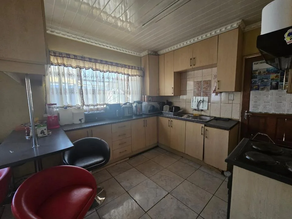 2 Bedroom House for sale in Ermelo