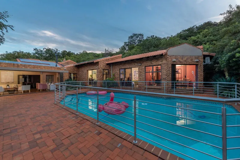 5 Bedroom House in Glenvista