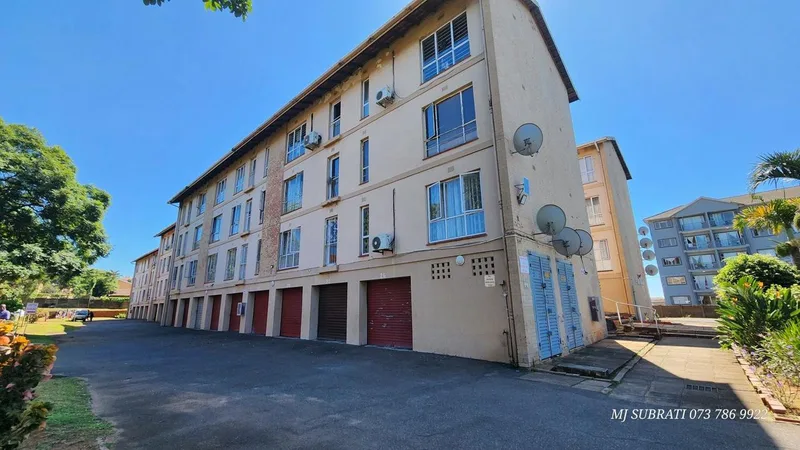 1 Bedroom Apartment / flat for sale in Montclair