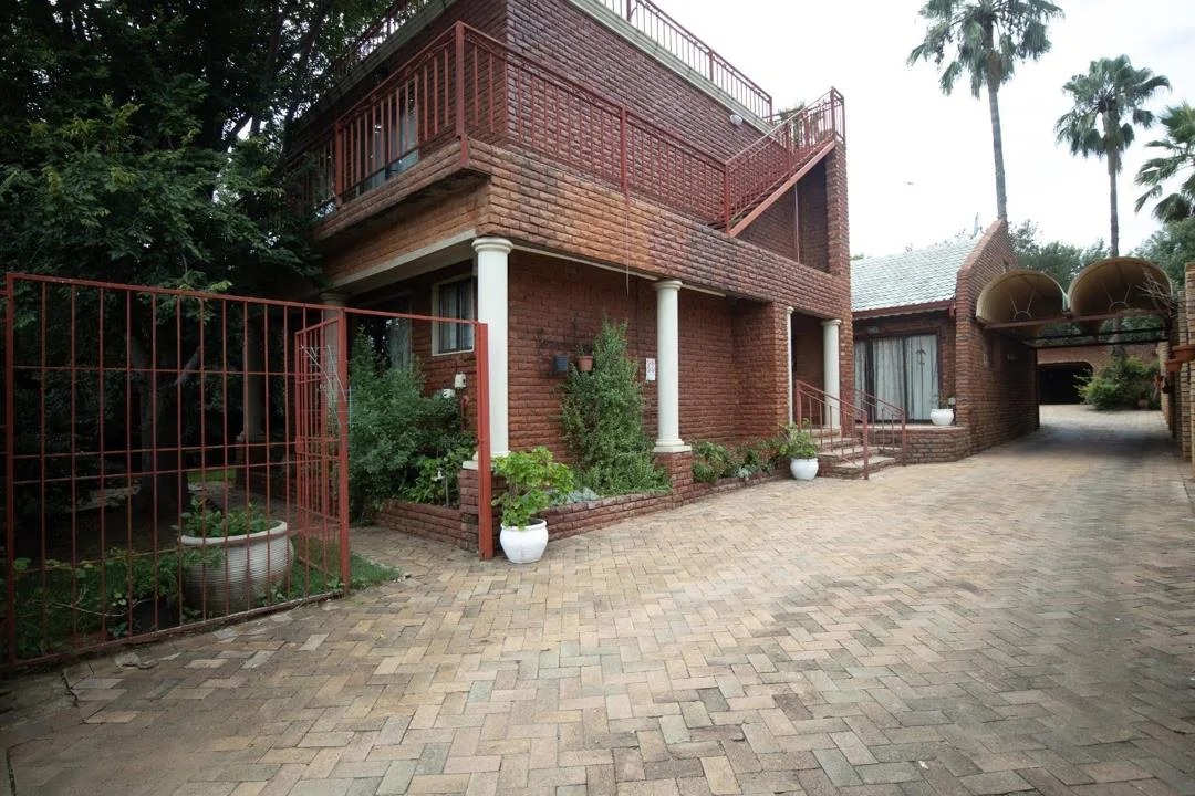 3 Bedroom House for sale in Meerhof