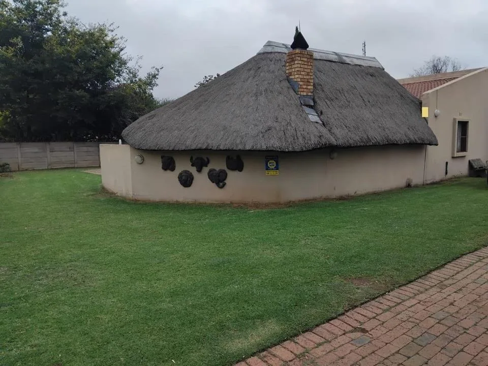 4 Bedroom House for sale in Reyno Ridge