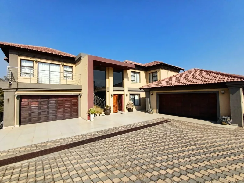 5 Bedroom House in Xanadu