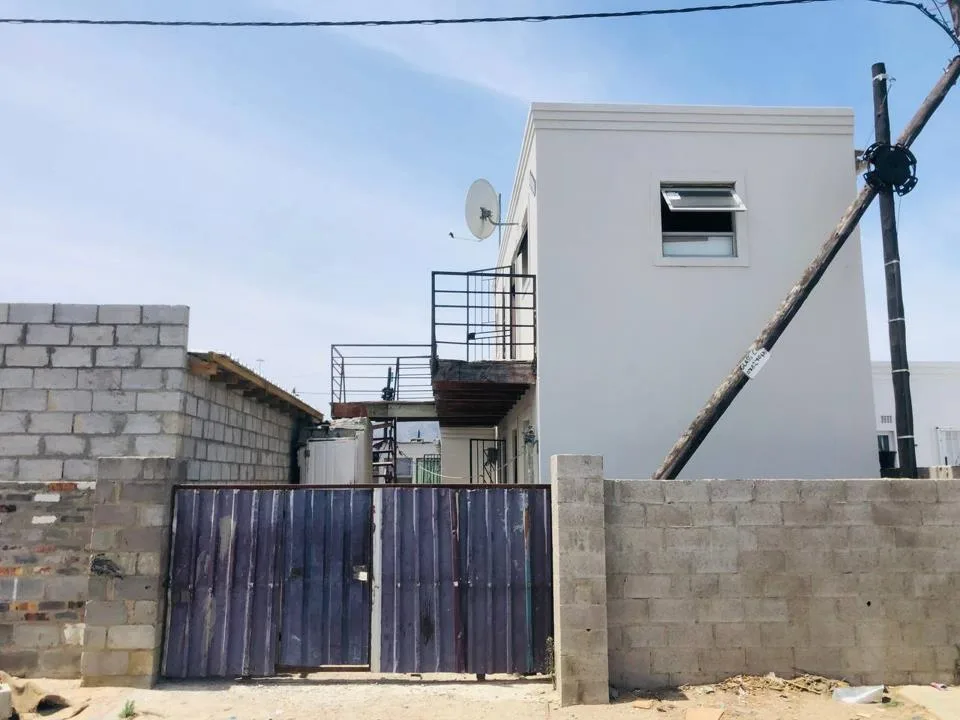 9 Bedroom House for sale in Nomzamo