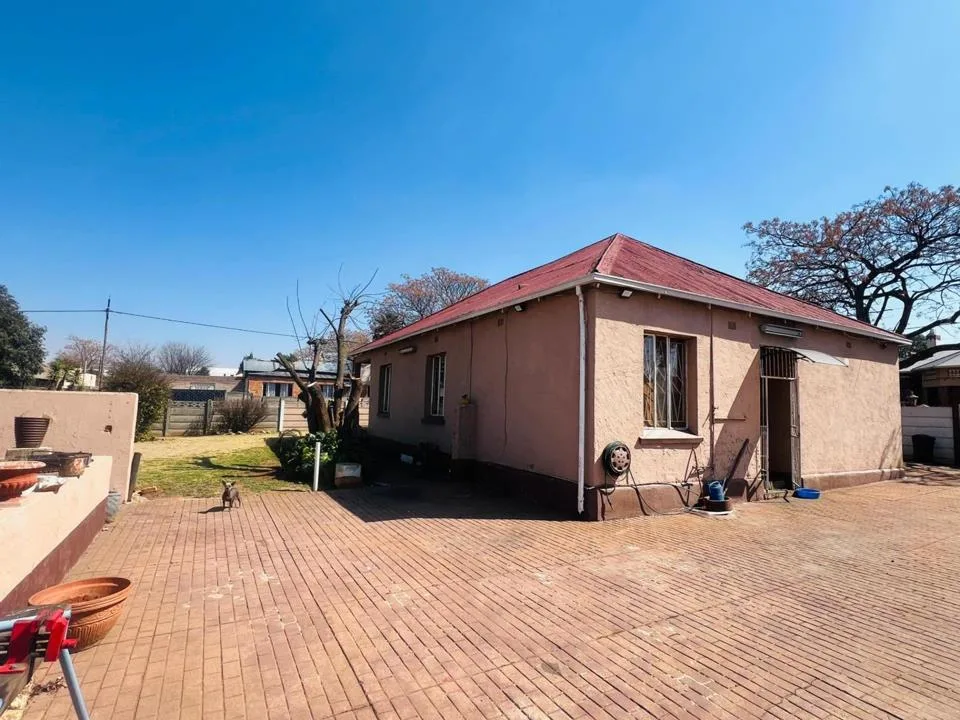 4 Bedroom House for sale in Brakpan Central