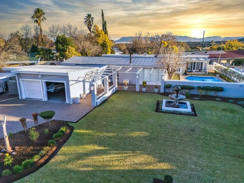 4 Bedroom House for sale in Bergsig