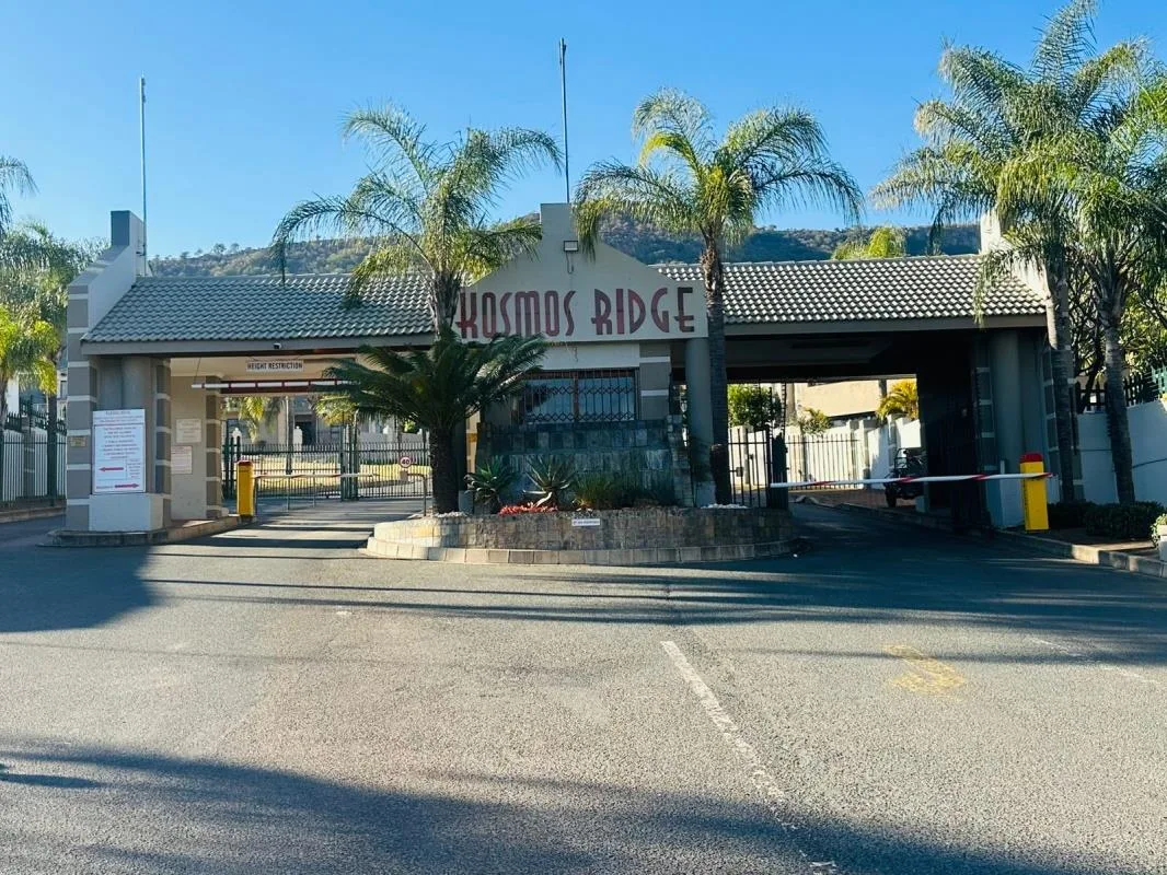 1 049 m² Land available in Kosmos Ridge Estate