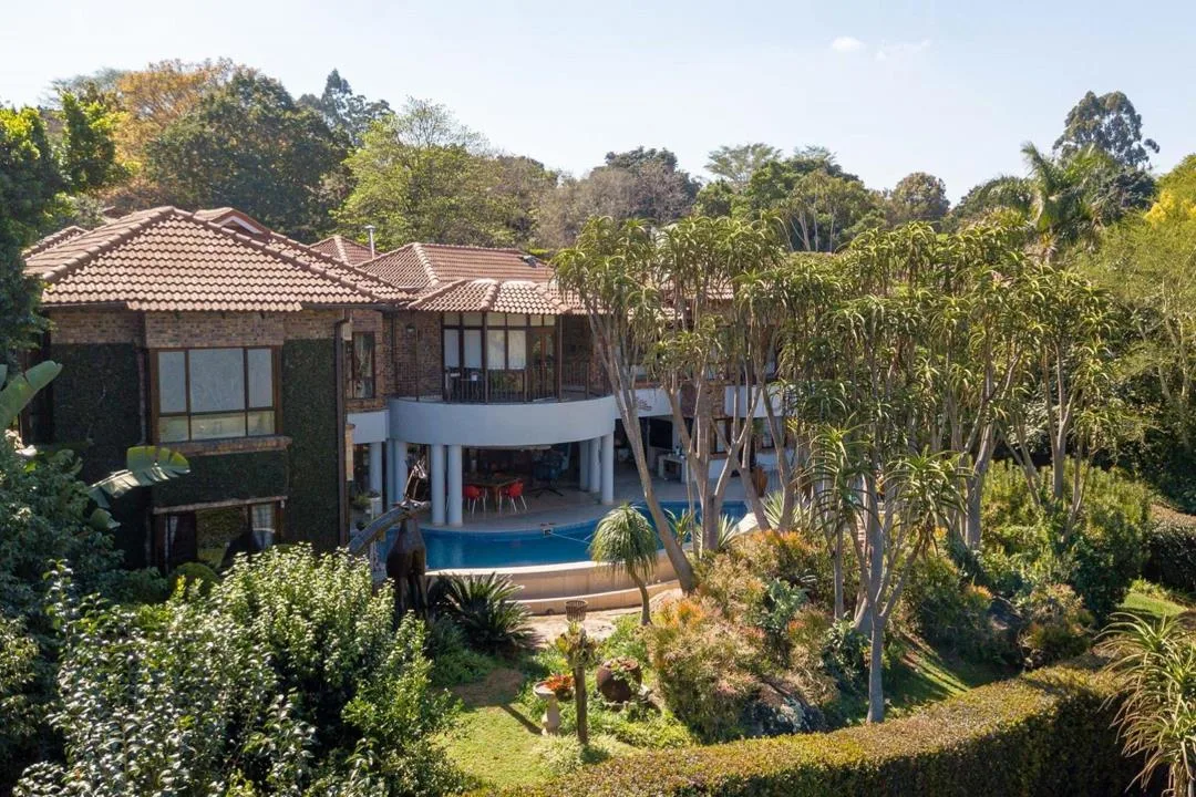 6 Bedroom House for sale in White River Country Estate