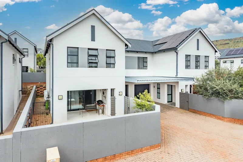 3 Bedroom Townhouse in Homes Haven