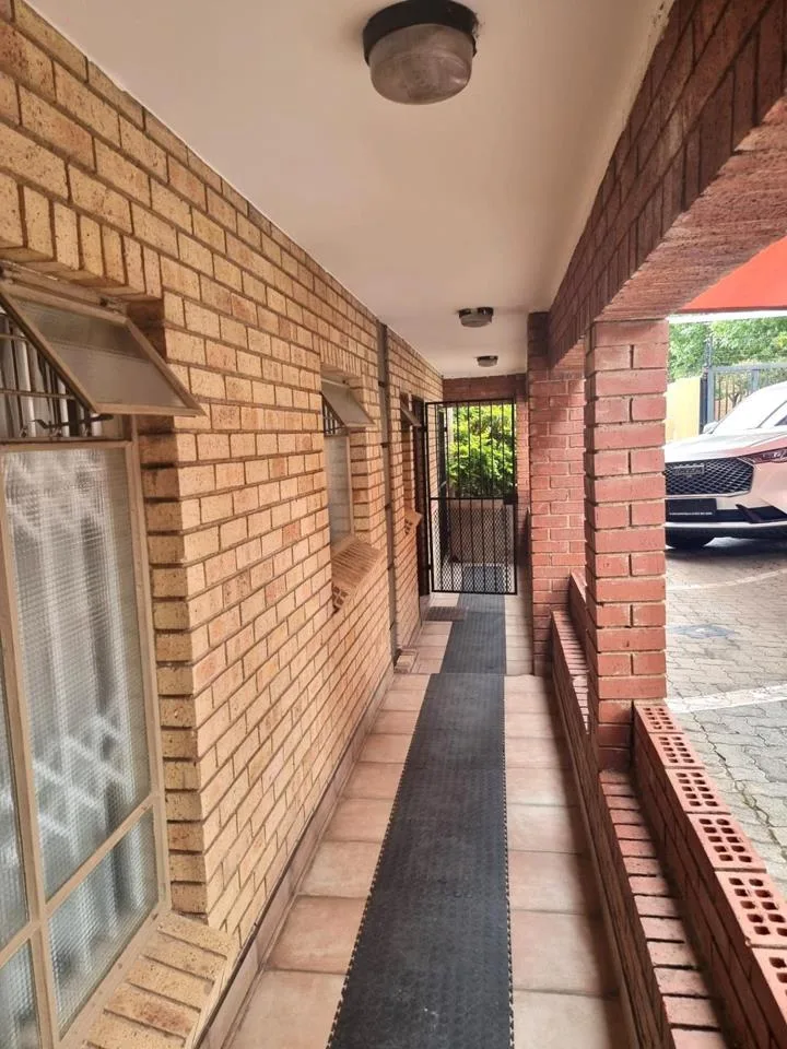 2 Bedroom Townhouse for sale in Malvern East