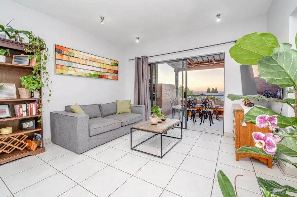 2 Bedroom Apartment / flat for sale in Bryanston