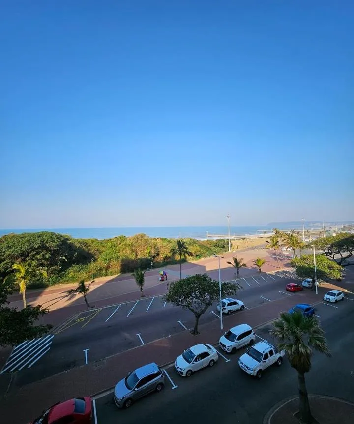 1 Bedroom Apartment / flat for sale in North Beach