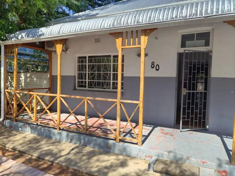 5 Bedroom House for sale in Labram