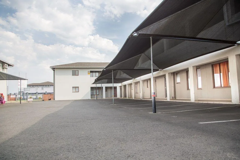 2 Bedroom Apartment / flat to rent in Veld En Vlei