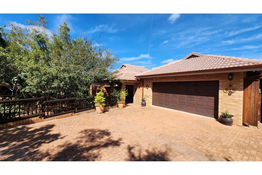 3 Bedroom House for sale in Verloren Estate