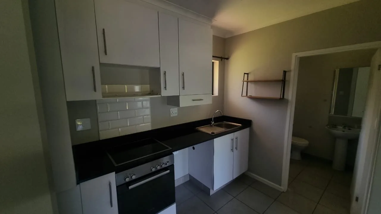 1 Bedroom Apartment / flat to rent in Waterfall