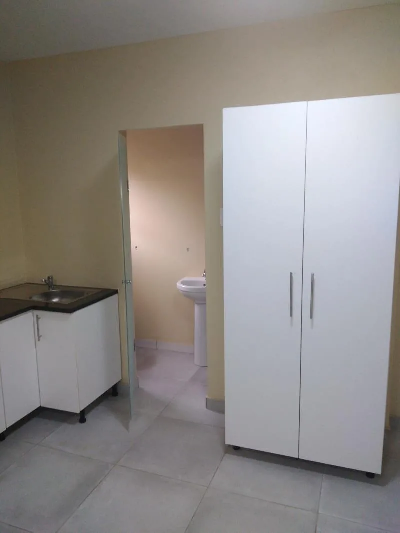 Bachelor apartment in Lotus Gardens