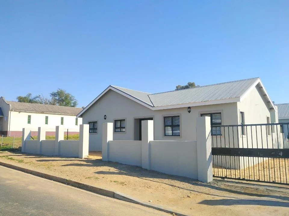 3 Bedroom House for sale in Clanwilliam