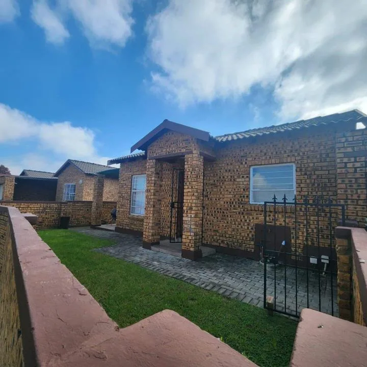 3 Bedroom Townhouse for sale in Honeypark