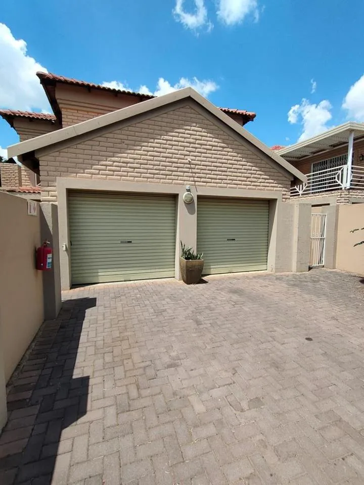 3 Bedroom Townhouse for sale in Parys