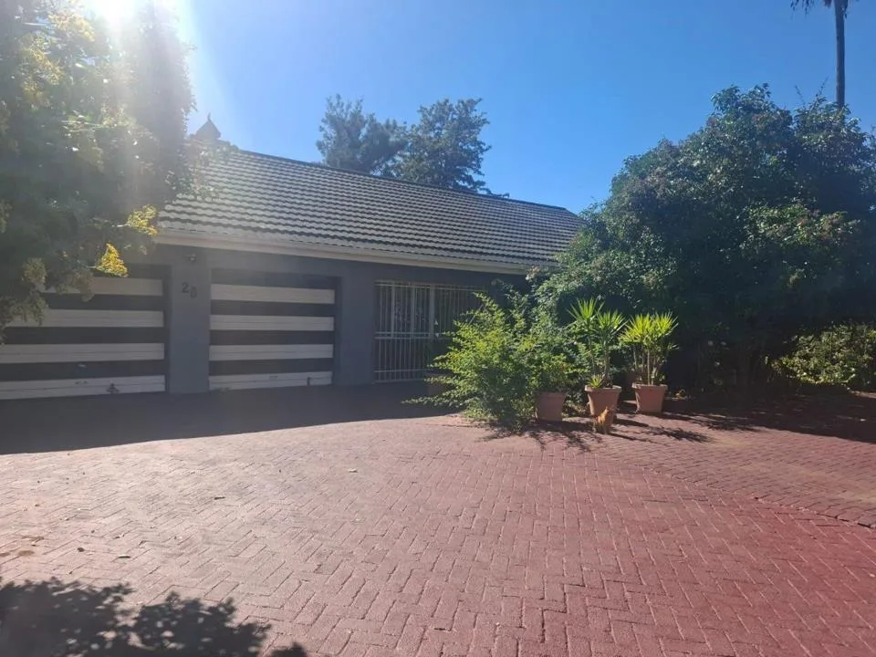 4 Bedroom House for sale in Fichardt Park