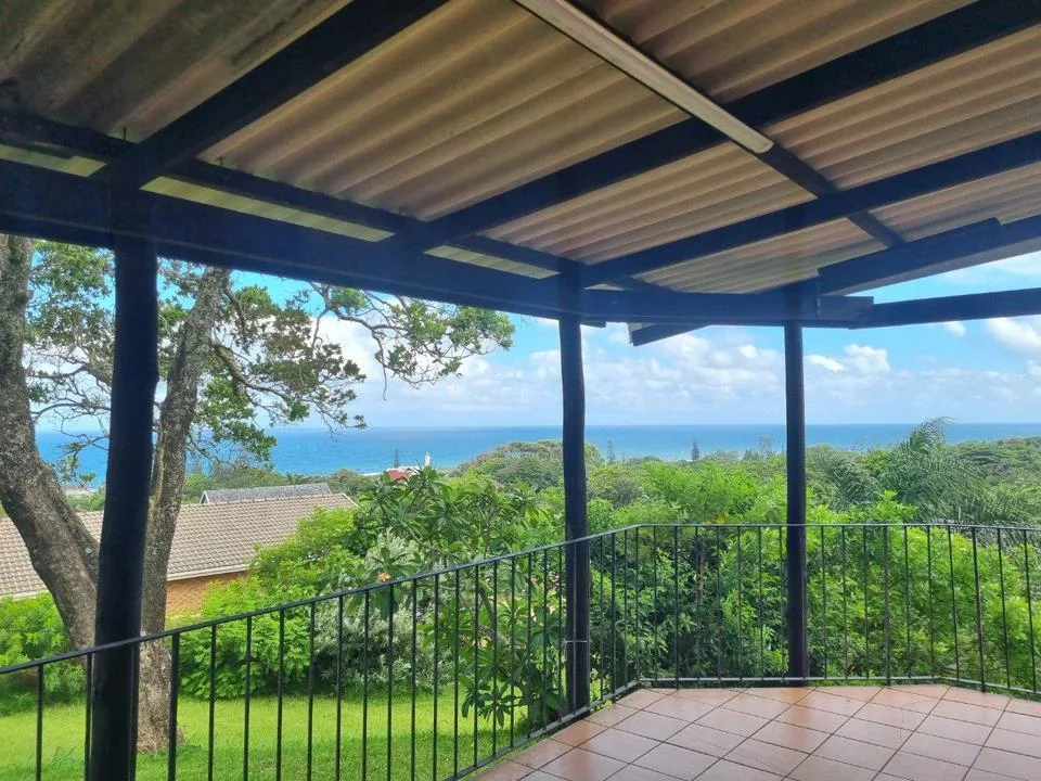 3 Bedroom House for sale in Port Edward