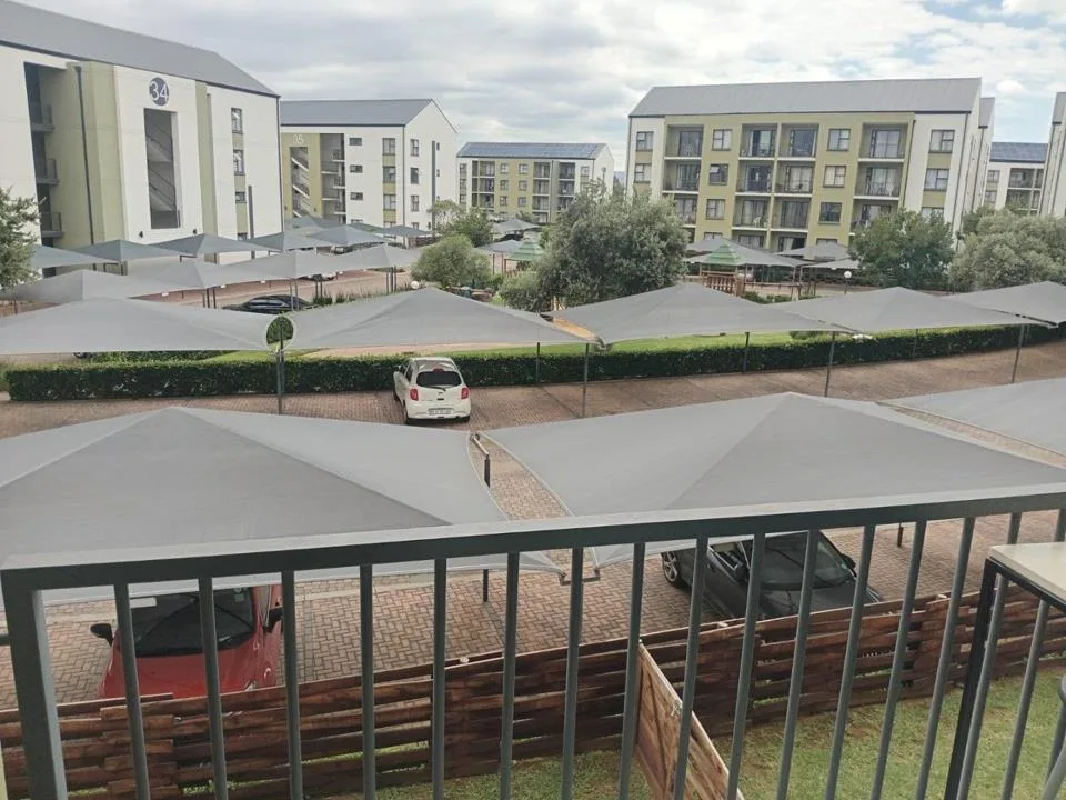 1 Bedroom Apartment / flat for sale in Willow Park Manor