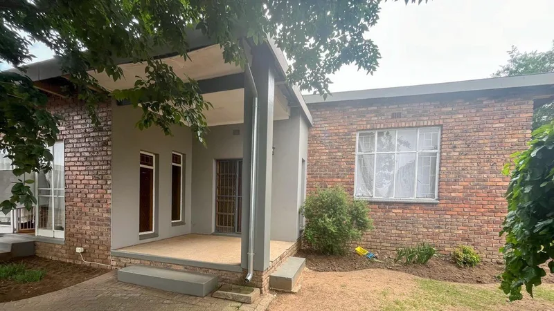 4 Bedroom House for sale in Bethal