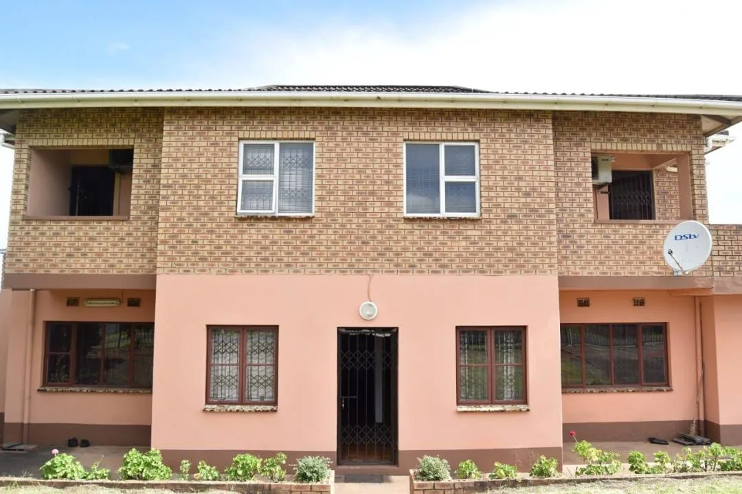 3 Bedroom House for sale in Umzinto