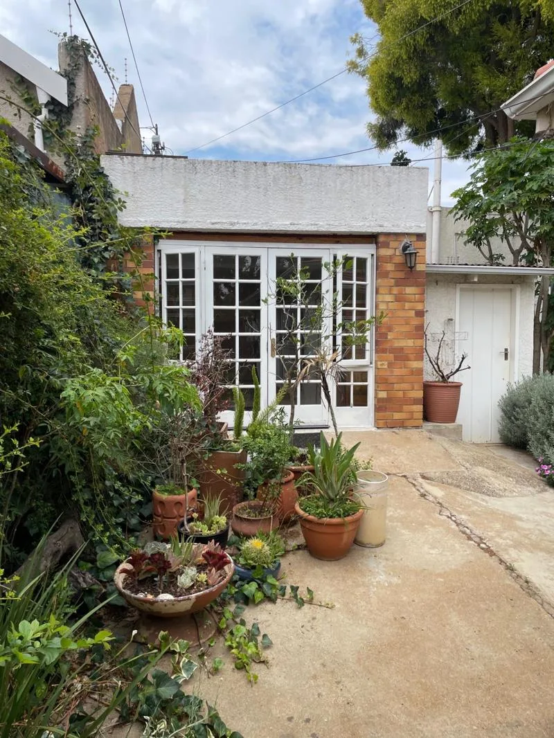 1 Bedroom Garden Cottage in Norwood