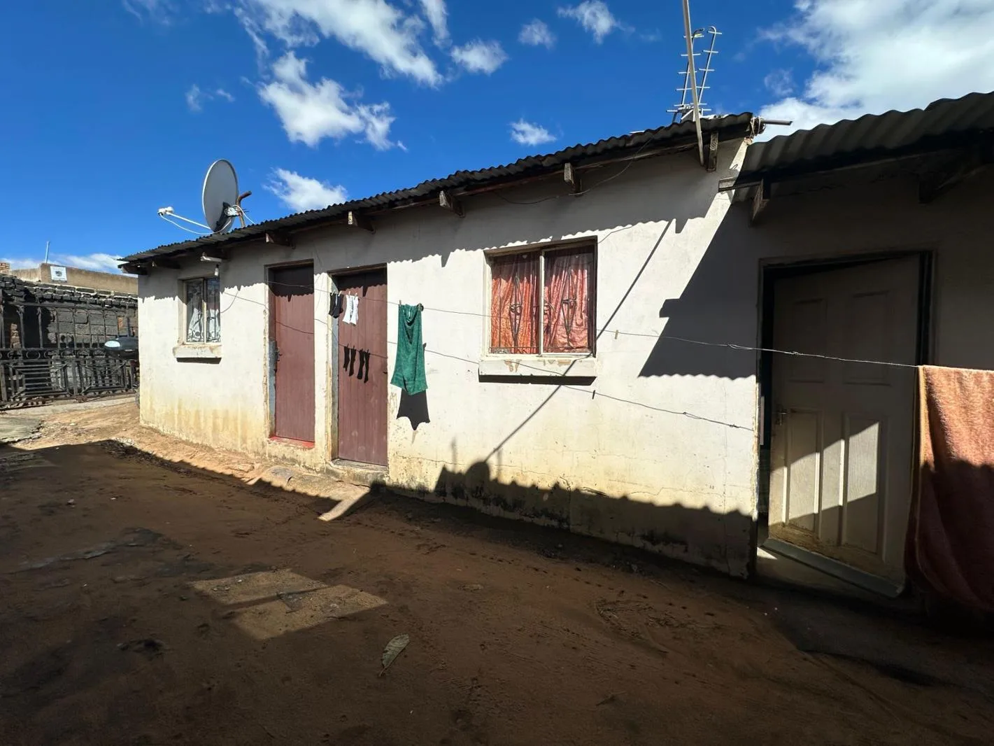 8 Bedroom House in Tembisa Central