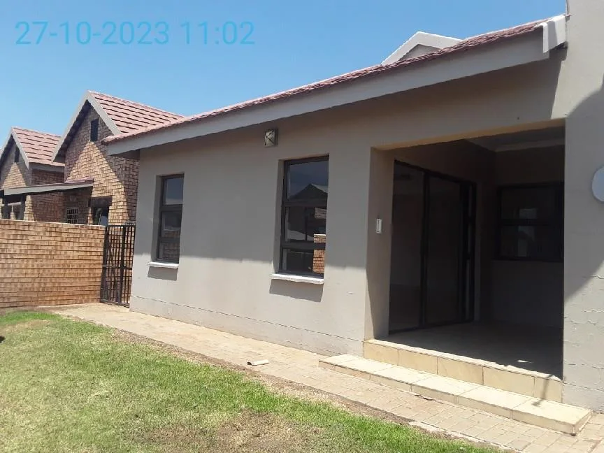 3 Bedroom Townhouse for sale in Delmas