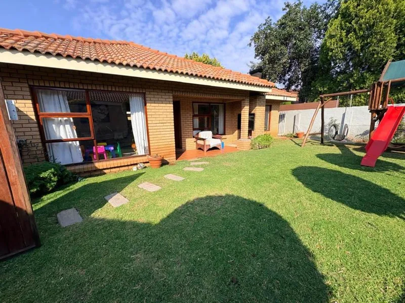 4 Bedroom House for sale in Royldene
