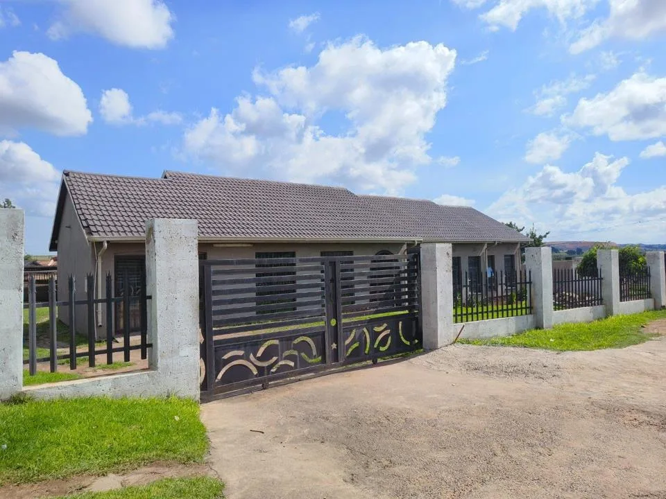 3 Bedroom House for sale in Tasbet Park
