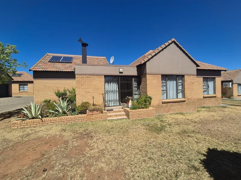 2 Bedroom Townhouse in Helicon Heights