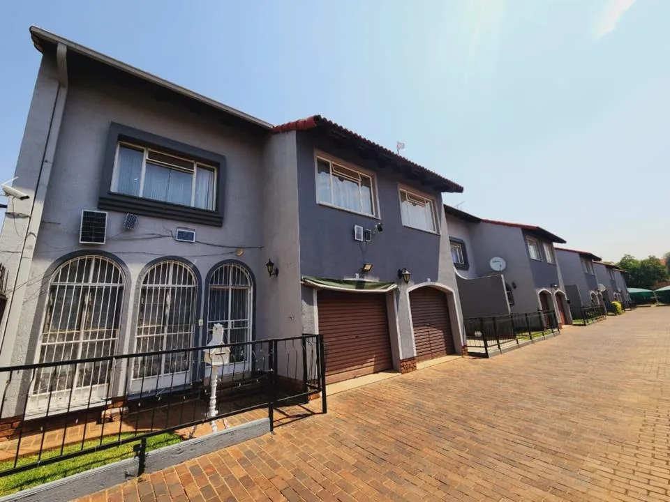 2 Bedroom Apartment / flat to rent in Potchefstroom Central