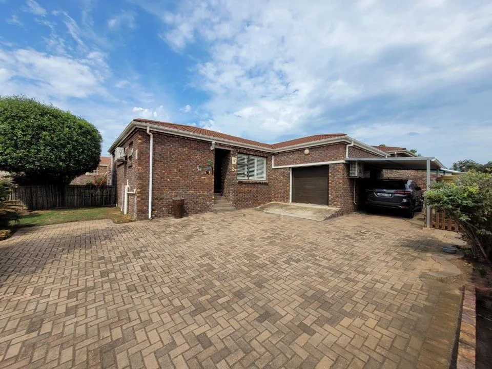 3 Bedroom House for sale in Aston Bay