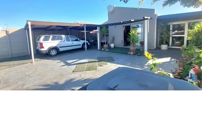 4 Bedroom House in Summer Greens