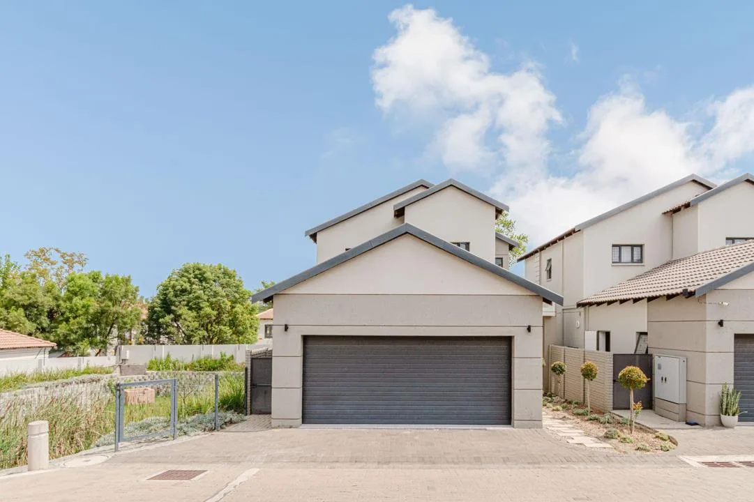 3 Bedroom Townhouse to rent in Fourways