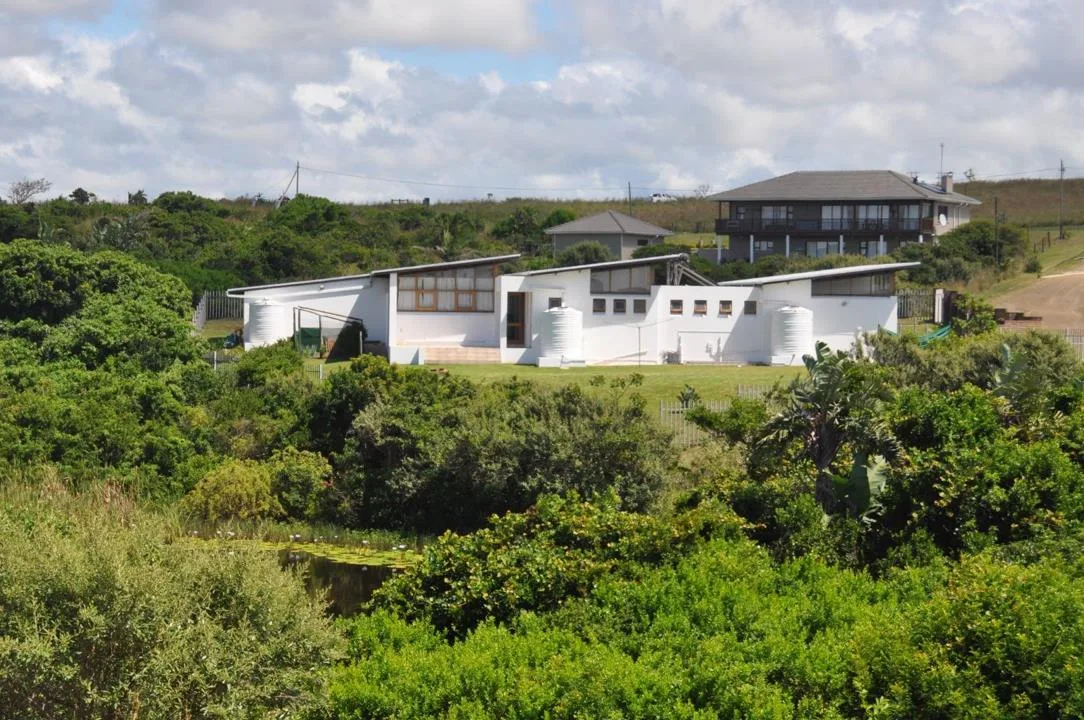 4 Bedroom House for sale in Morgans Bay