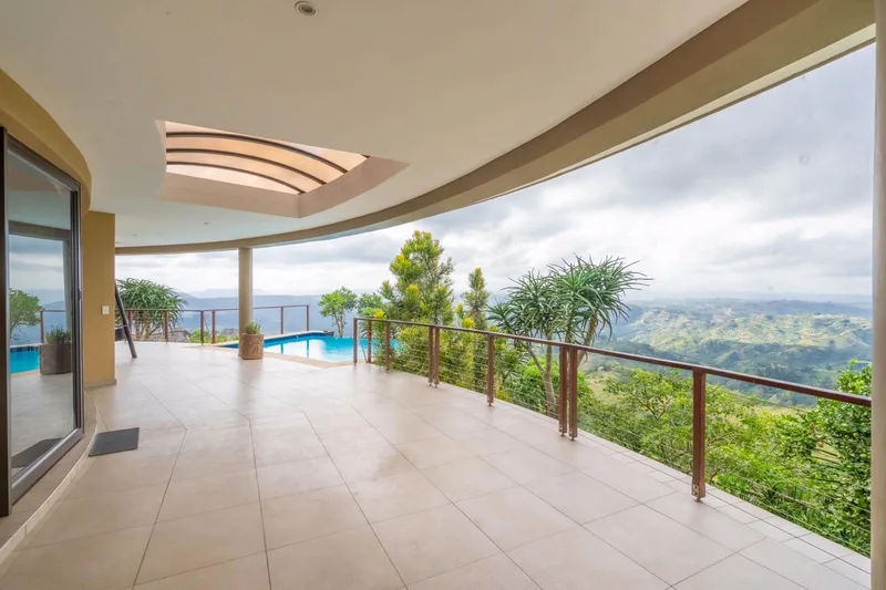 4 Bedroom House in Bothas Hill