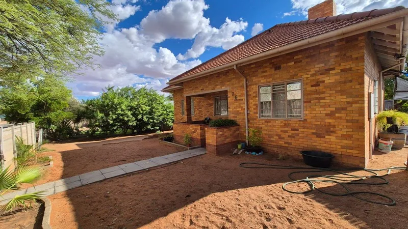 3 Bedroom House for sale in Die Rand