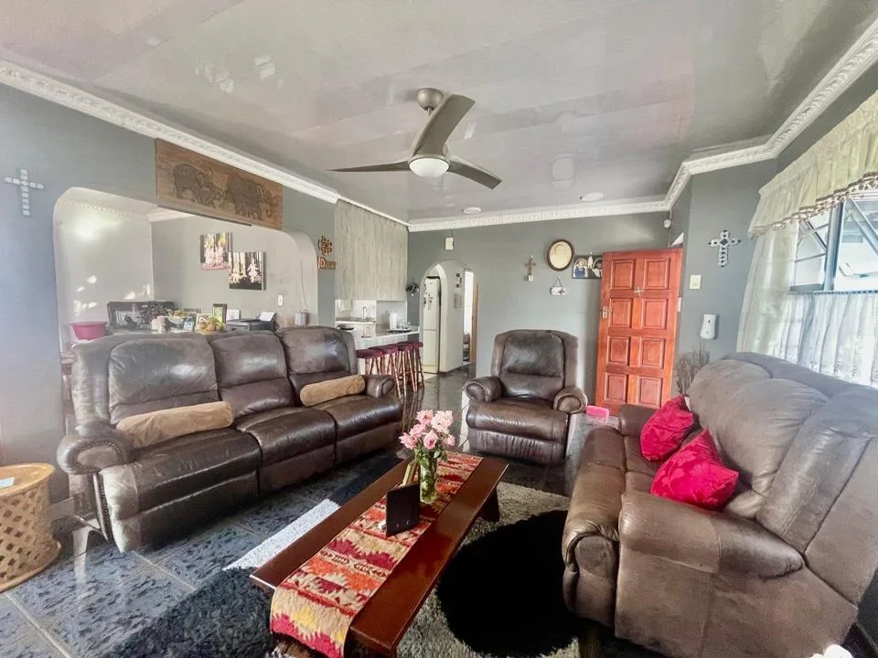 3 Bedroom House for sale in Buffalo Flats